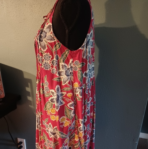 Dress - Picture 4 of 5